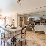 4 Bedroom Lovely In San Giovanni *