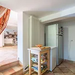 4 Bedroom Lovely In San Giovanni 別荘 *