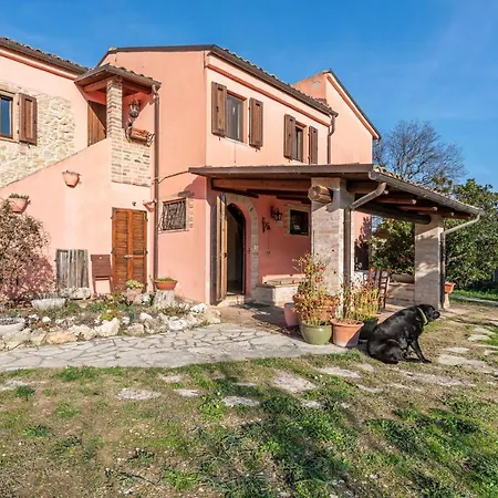 Сasa de vacaciones 4 Bedroom Lovely In San Giovanni