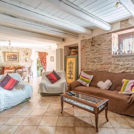Tatil Evi 4 Bedroom Lovely In San Giovanni Montefiore dellʼAso