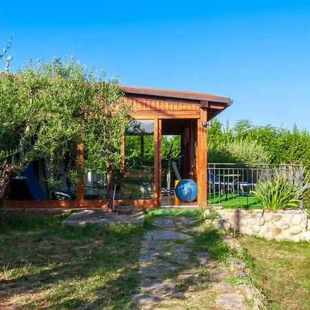 בית נופש 4 Bedroom Lovely In San Giovanni *