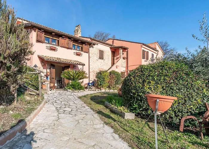 4 Bedroom Lovely In San Giovanni Holiday home *