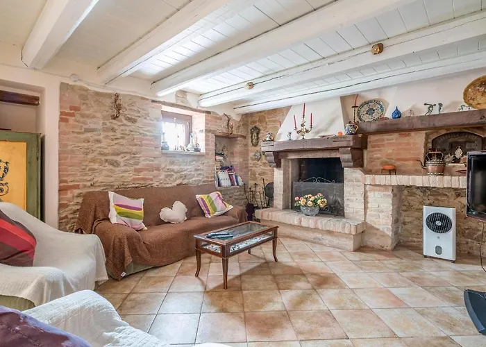 Holiday home 4 Bedroom Lovely In San Giovanni *