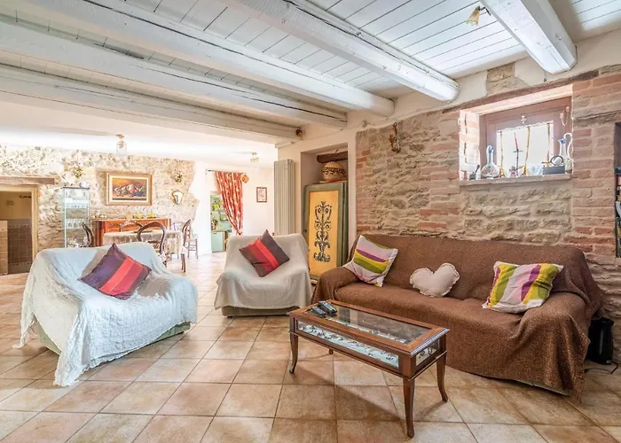 Holiday home 4 Bedroom Lovely In San Giovanni Montefiore dell'Aso