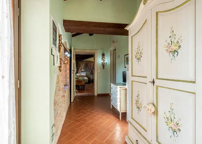 4 Bedroom Lovely In San Giovanni Montefiore dell'Aso
