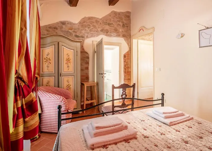 4 Bedroom Lovely In San Giovanni Holiday home *