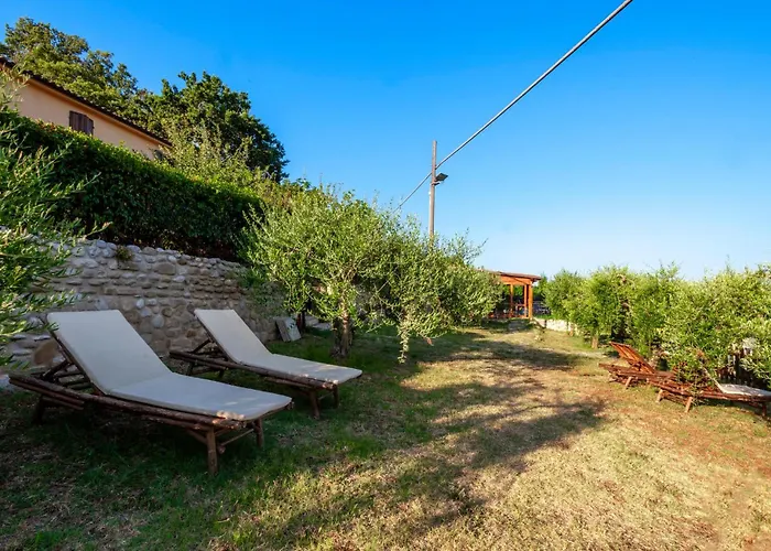 4 Bedroom Lovely In San Giovanni *