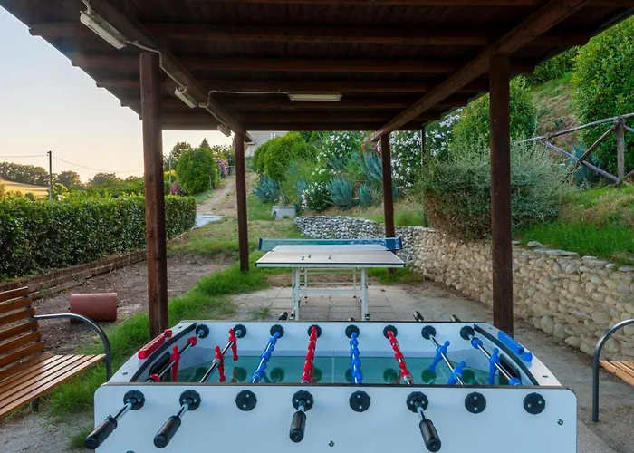 4 Bedroom Lovely In San Giovanni Holiday home Montefiore dell'Aso