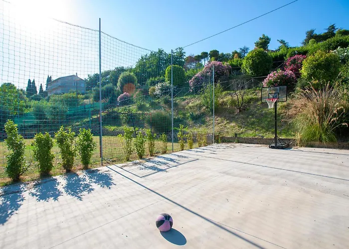 4 Bedroom Lovely In San Giovanni *